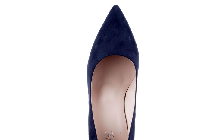 8 GIULIA BLAUW Bild