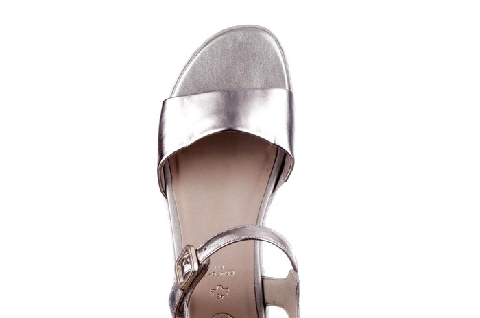 8-58708-42 Tamaris goud Bild