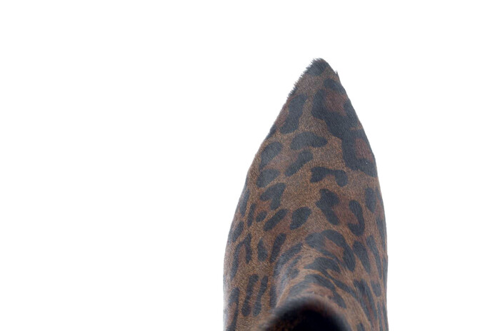 Sam-8 Babouche bruin panter Bild
