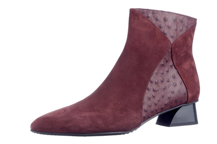 Brunate bordeaux 38290 Bild