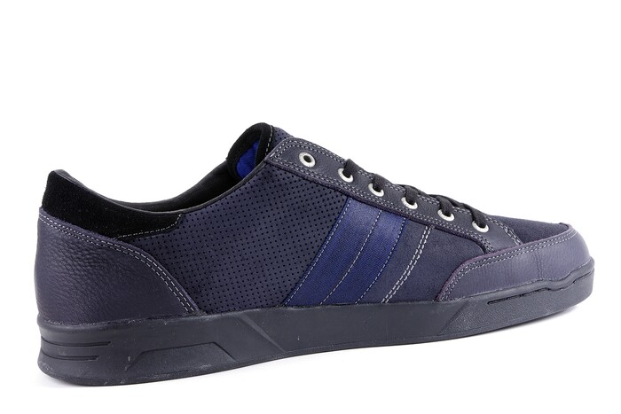 STEALTH PME BLAUW Bild