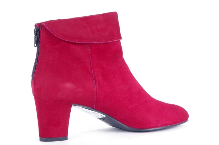 8986  LILIAN ROOD Bild
