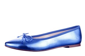 12. GIULIA  BLAUW